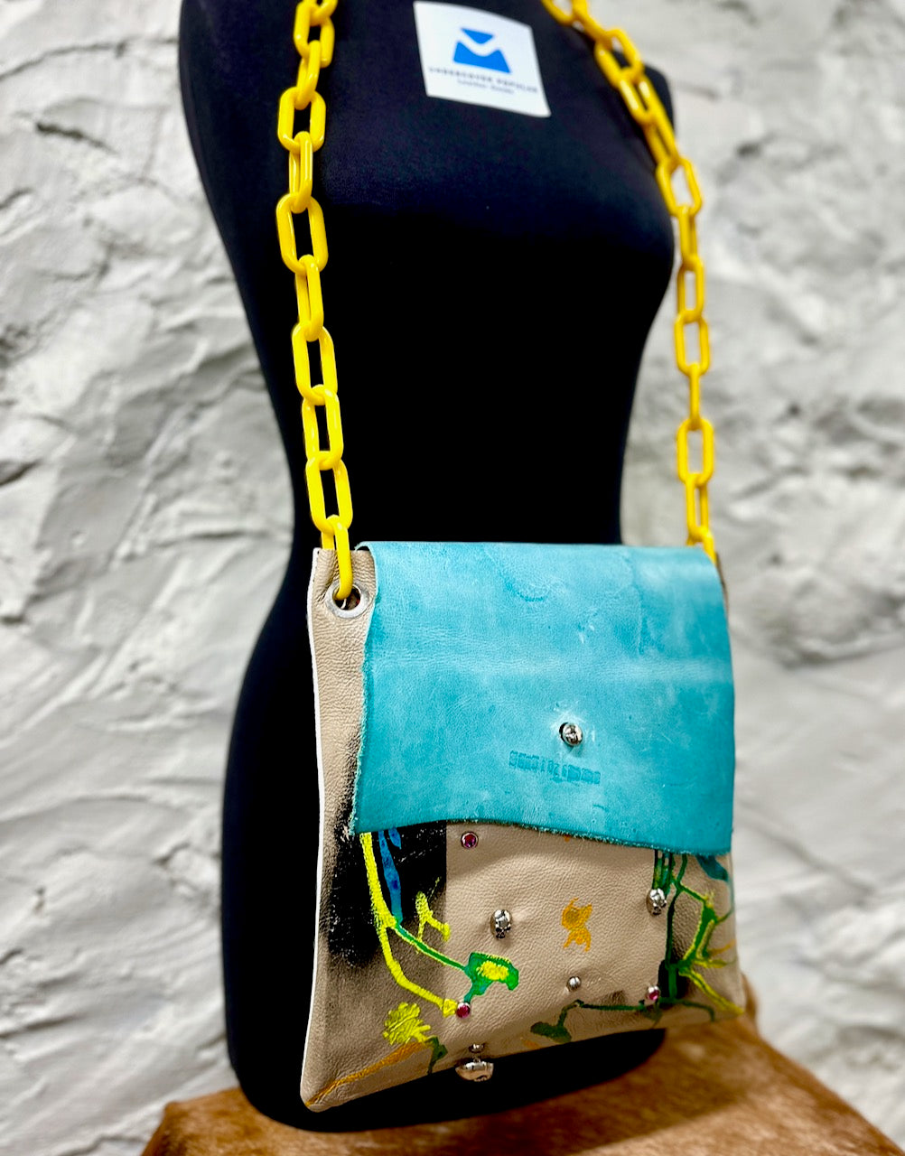 The Color Explosion Messenger