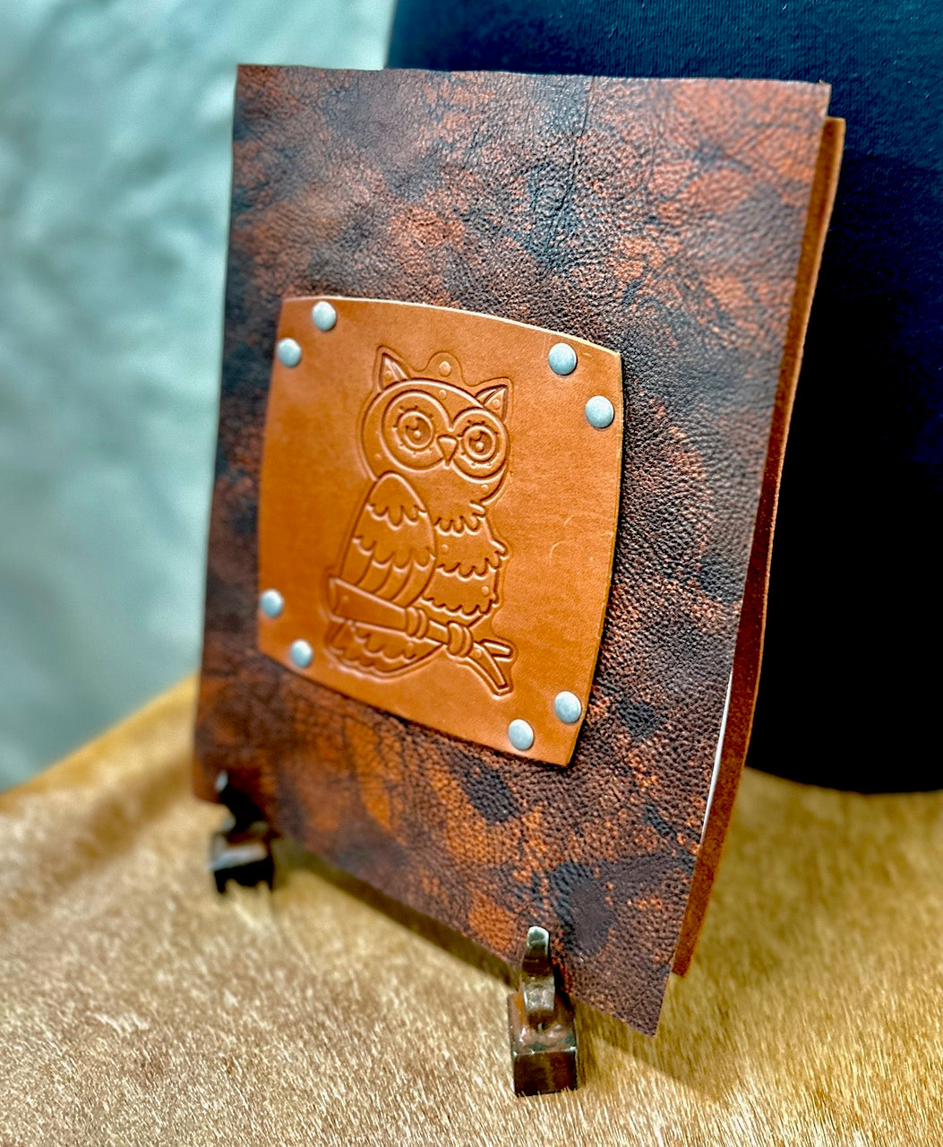 Hoot hoot owl leather refillable journal with embossed owl image on front cover made my undercover popular leather goods