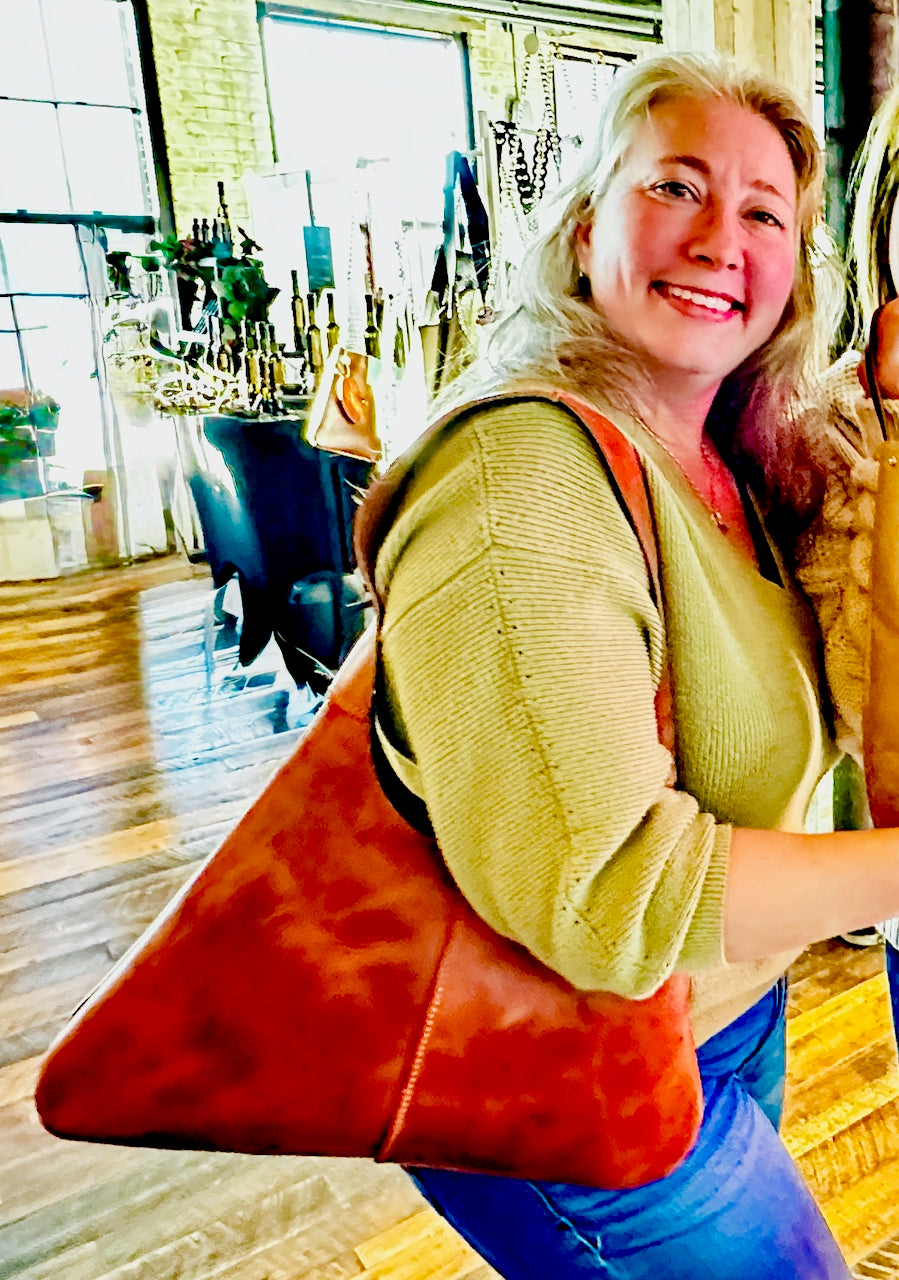 Slouchy Shoulder Bag in Cognac